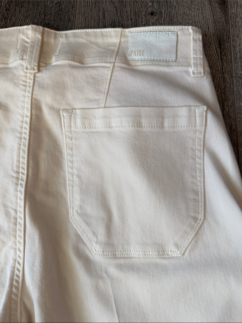 PAIGE High-Rise Wide Leg Jeans in Off-White/Cream - Picture 10 of 11